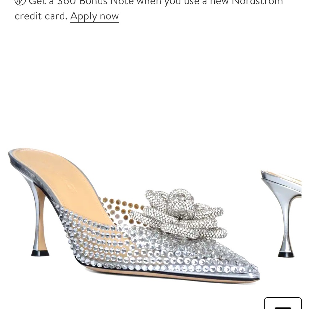 Carrie Crystal Flower Pointed Toe Mule
MACH & MACH (new, missing few stones )